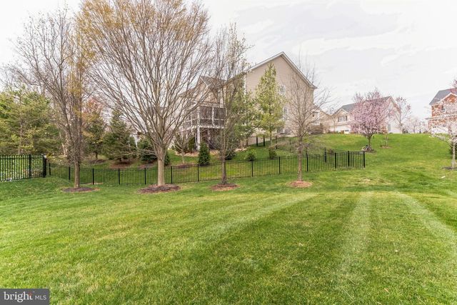 5793 WATERLOO BRIDGE CIR, Haymarket, VA 20169