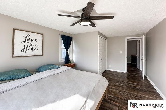 212 W Meigs Street, Valley, NE 68064