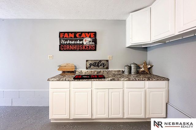 212 W Meigs Street, Valley, NE 68064