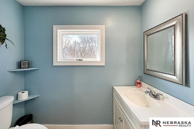 212 W Meigs Street, Valley, NE 68064