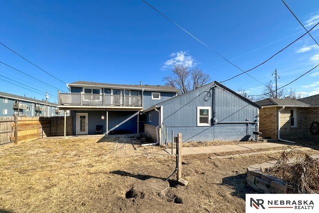 212 W Meigs Street, Valley, NE 68064
