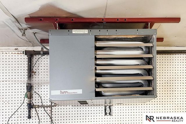 212 W Meigs Street, Valley, NE 68064