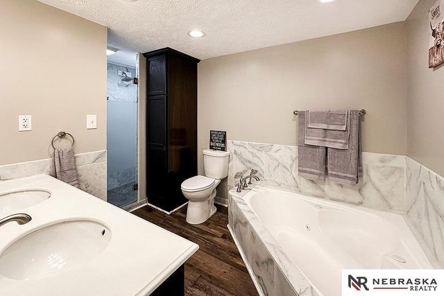 212 W Meigs Street, Valley, NE 68064