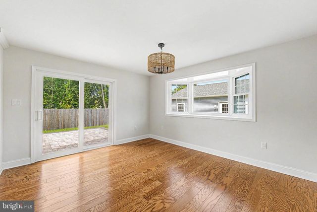 4 S MAPLE AVE, New Gretna, NJ 08224