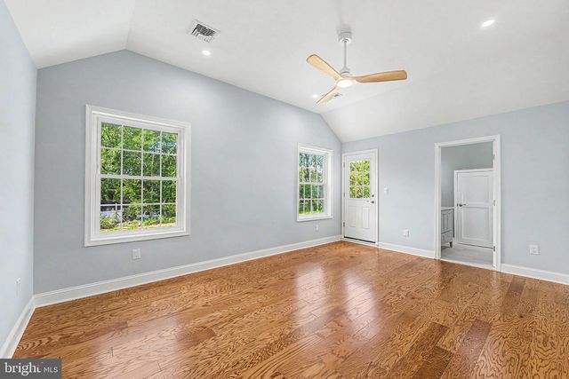 4 S MAPLE AVE, New Gretna, NJ 08224