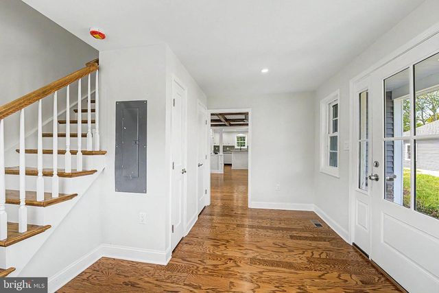 4 S MAPLE AVE, New Gretna, NJ 08224
