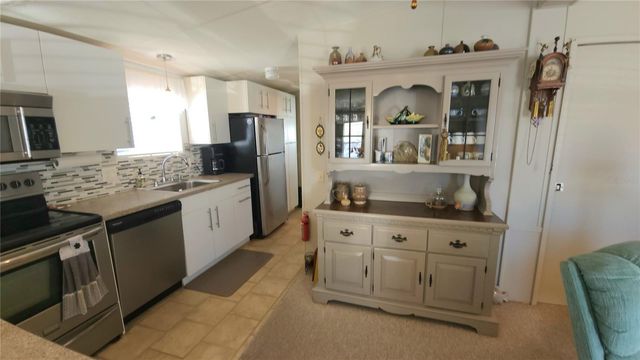 3333 26TH AVENUE E 1215, Bradenton, FL 34208