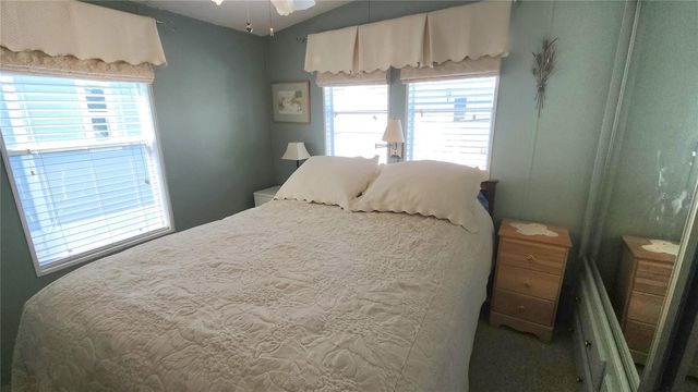 3333 26TH AVENUE E 1215, Bradenton, FL 34208