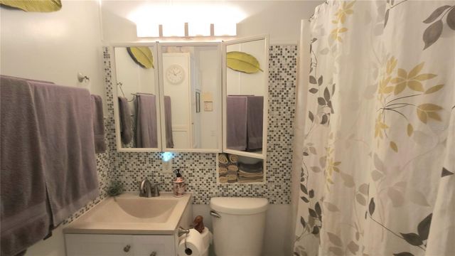 3333 26TH AVENUE E 1215, Bradenton, FL 34208