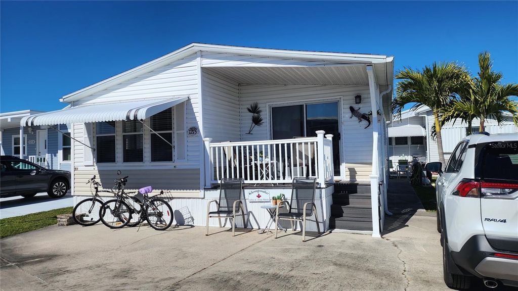 3333 26TH AVENUE E 1215, Bradenton, FL 34208