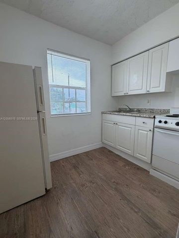 1510 NW 68th Street 6, Miami, FL 33147