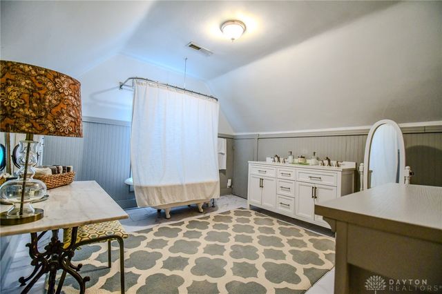 419 W Race Street, Troy, OH 45373