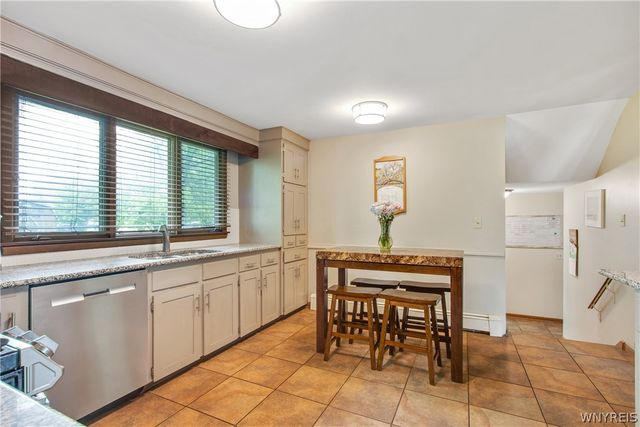 5150 Brookhaven Drive, Clarence, NY 14031