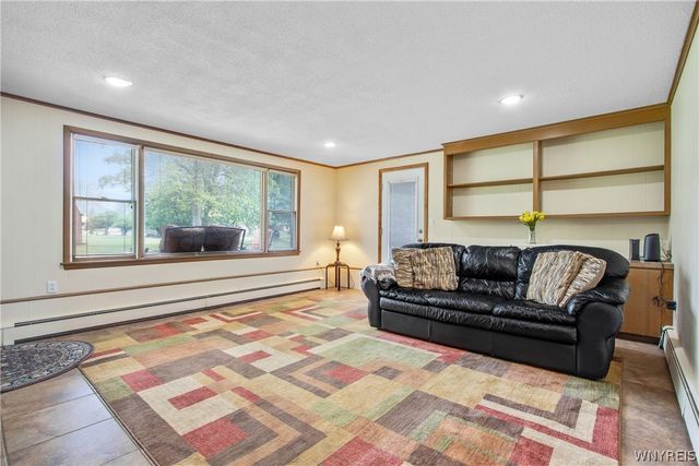 5150 Brookhaven Drive, Clarence, NY 14031