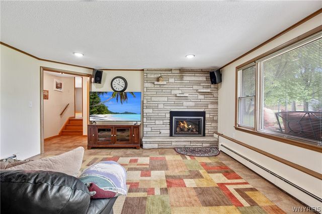 5150 Brookhaven Drive, Clarence, NY 14031