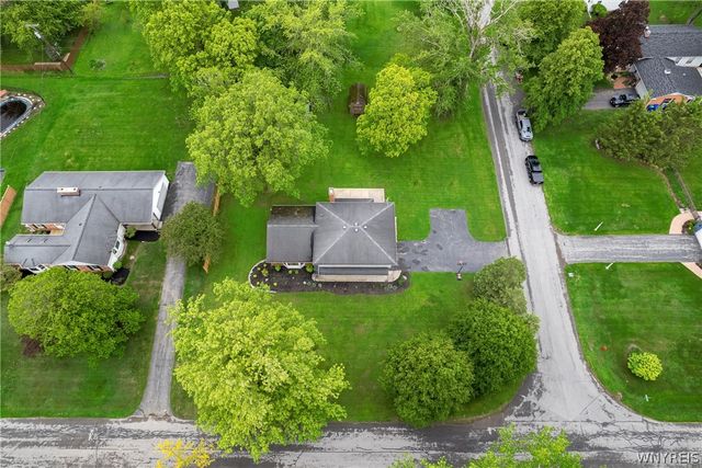 5150 Brookhaven Drive, Clarence, NY 14031