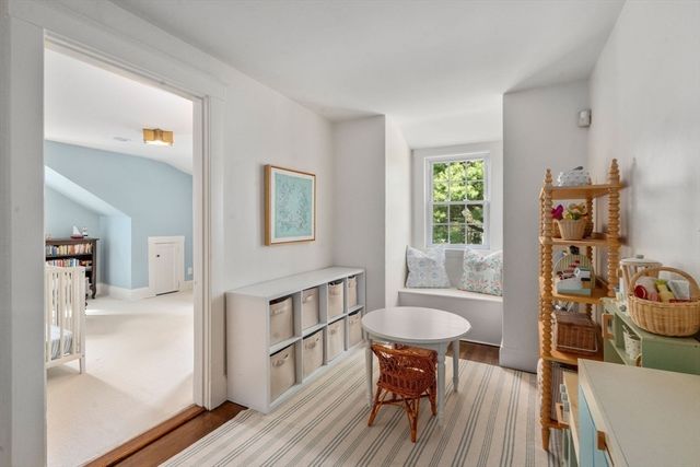 38 Wachusett Rd, Newton, MA 02467