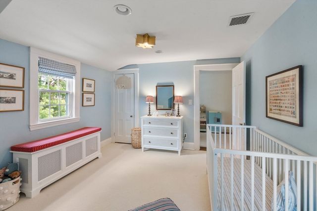 38 Wachusett Rd, Newton, MA 02467
