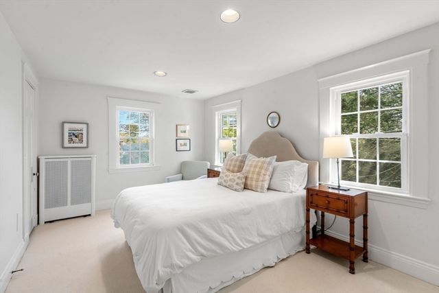 38 Wachusett Rd, Newton, MA 02467