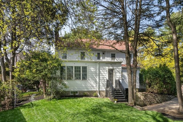 38 Wachusett Rd, Newton, MA 02467