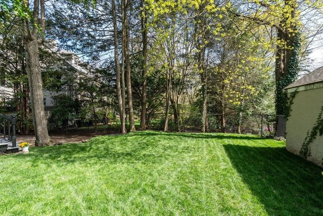 38 Wachusett Rd, Newton, MA 02467