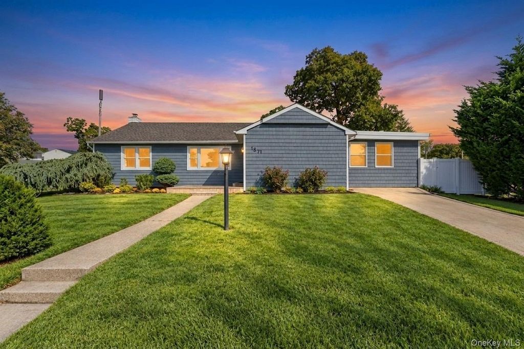 1871 Relyea Drive, Merrick, NY 11566 — exterior