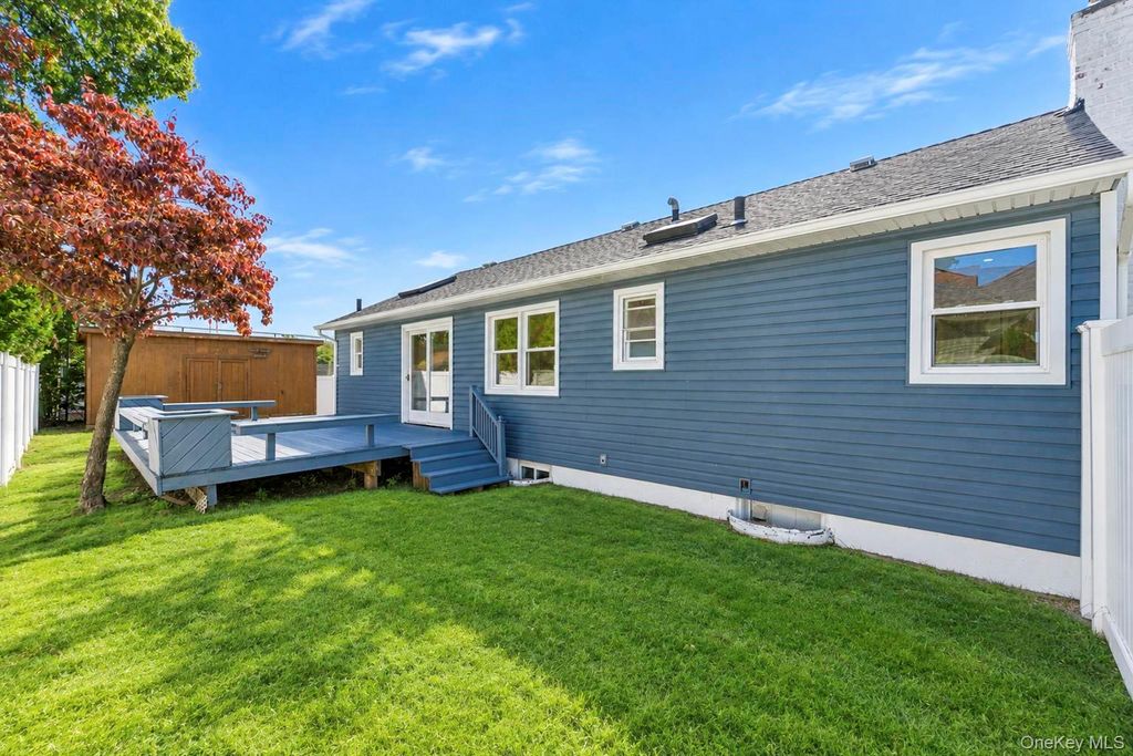 1871 Relyea Drive, Merrick, NY 11566 — photo 3