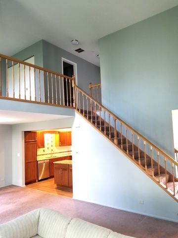 30W023 Laurel Court, Warrenville, IL 60555