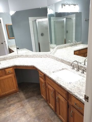 30W023 Laurel Court, Warrenville, IL 60555