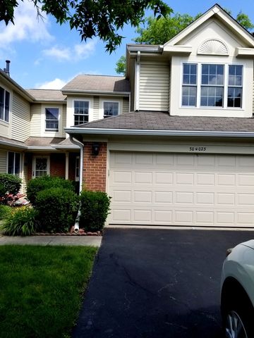 30W023 Laurel Court, Warrenville, IL 60555