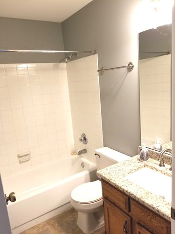 30W023 Laurel Court, Warrenville, IL 60555