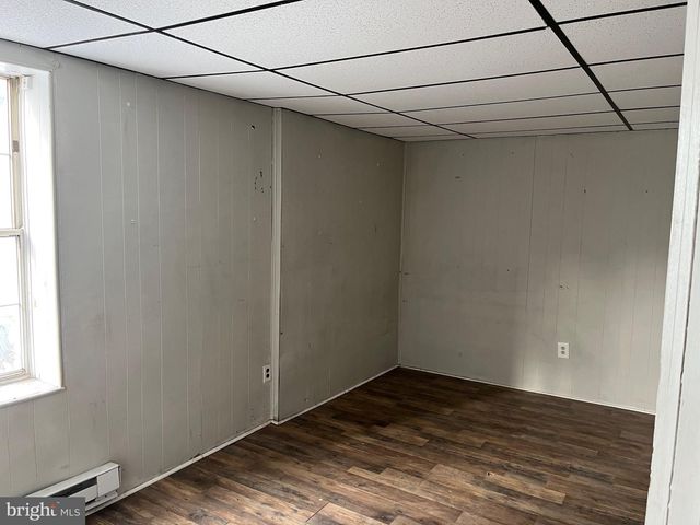 225 W CENTRE ST, Shenandoah, PA 17976