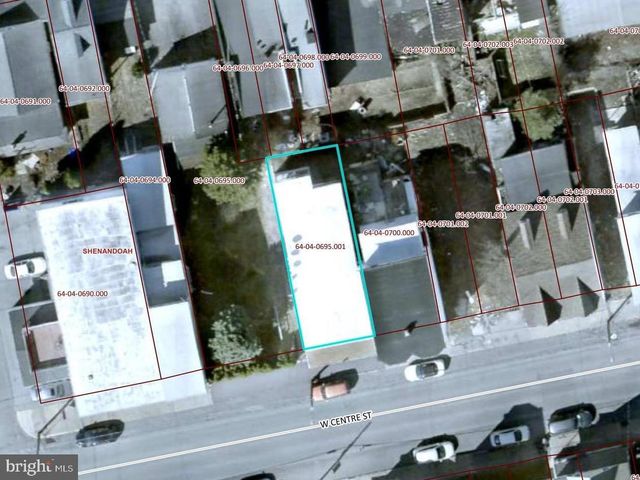 225 W CENTRE ST, Shenandoah, PA 17976