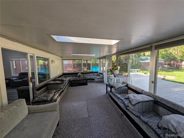 28212 Shock Street, Saint Clair Shores, MI 48081