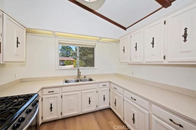 1781 Nob Hill, Running Springs, CA 92382