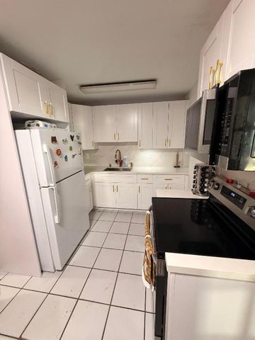 431 Pensacola Drive, Lake Worth, FL 33462