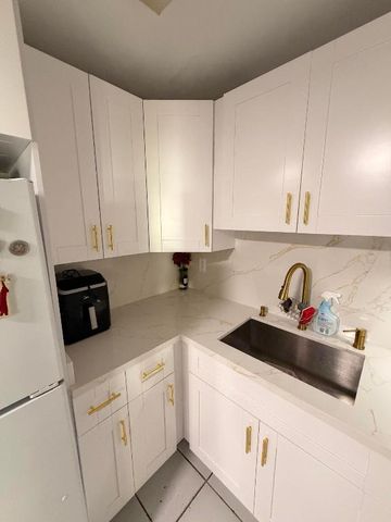 431 Pensacola Drive, Lake Worth, FL 33462