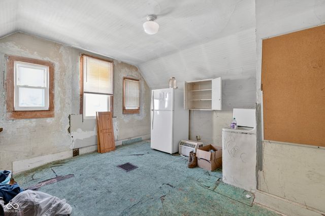 646 N Beville Avenue, Indianapolis, IN 46201