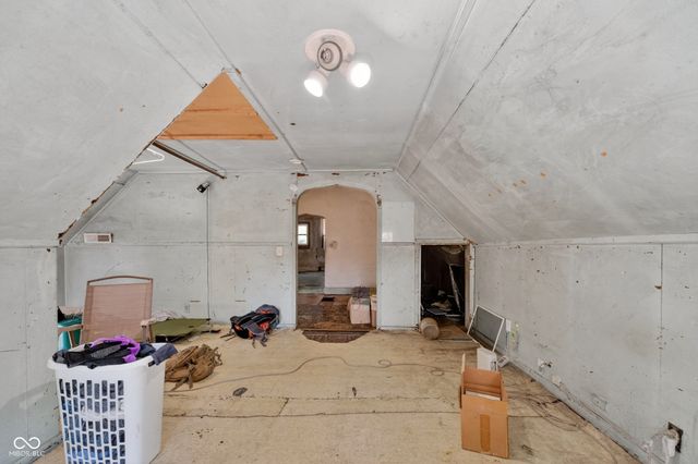 646 N Beville Avenue, Indianapolis, IN 46201