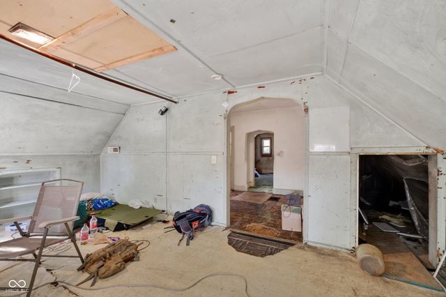 646 N Beville Avenue, Indianapolis, IN 46201