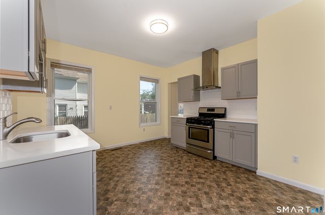 130 Hobart Street, New Haven, CT 06511