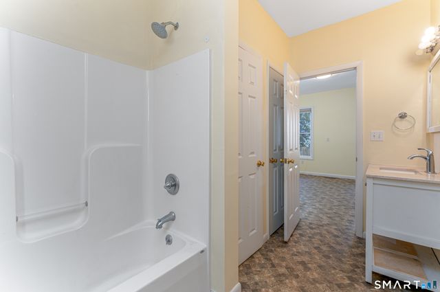 130 Hobart Street, New Haven, CT 06511
