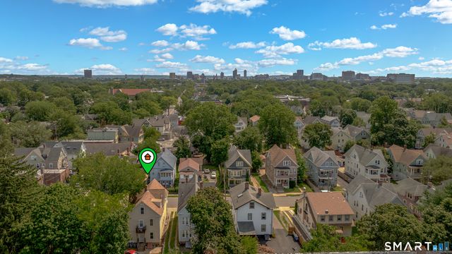 130 Hobart Street, New Haven, CT 06511