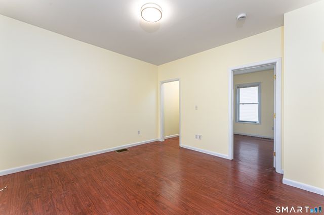130 Hobart Street, New Haven, CT 06511