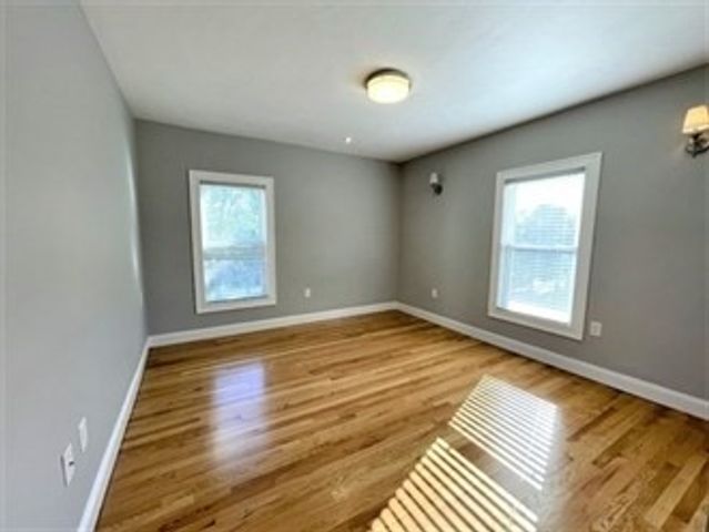 539 Lincoln Ave 2, Saugus, MA 01906