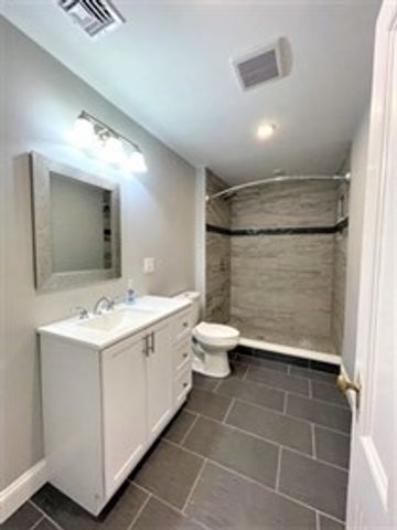 539 Lincoln Ave 2, Saugus, MA 01906