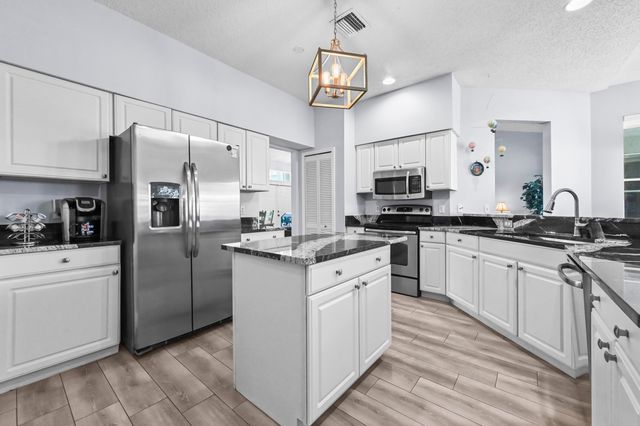 4267 Hunting Trail, Lake Worth, FL 33467