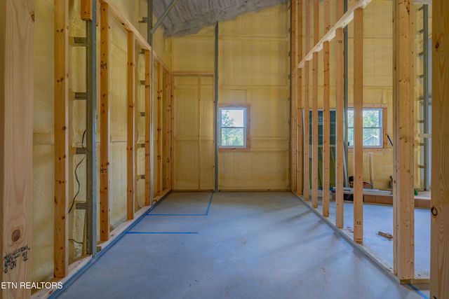 1607 Tom Mccall Rd, Maryville, TN 37801