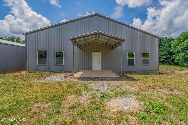 1607 Tom Mccall Rd, Maryville, TN 37801