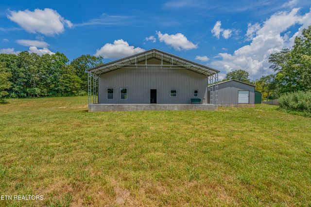 1607 Tom Mccall Rd, Maryville, TN 37801